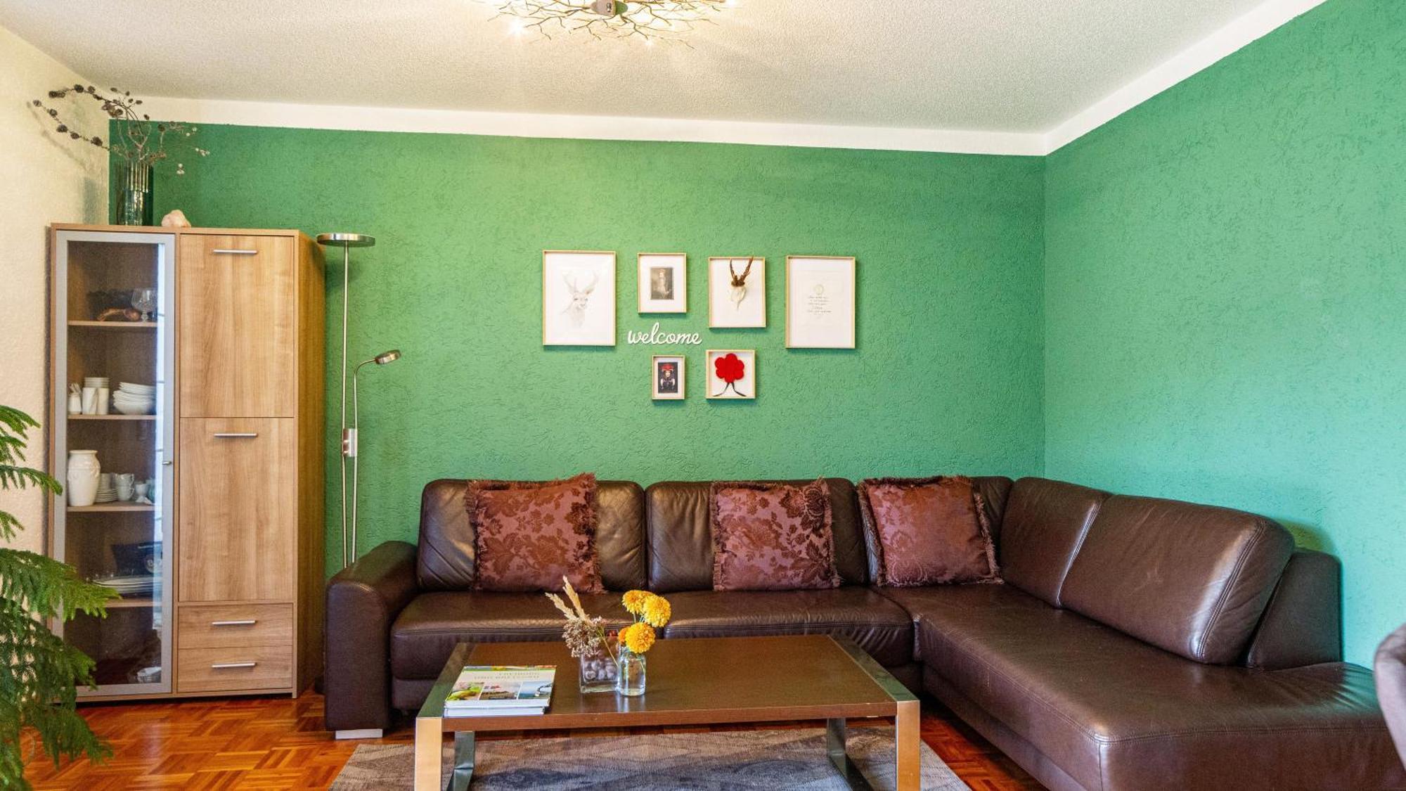 Ferienwohnung Arenda Munzingen Екстериор снимка
