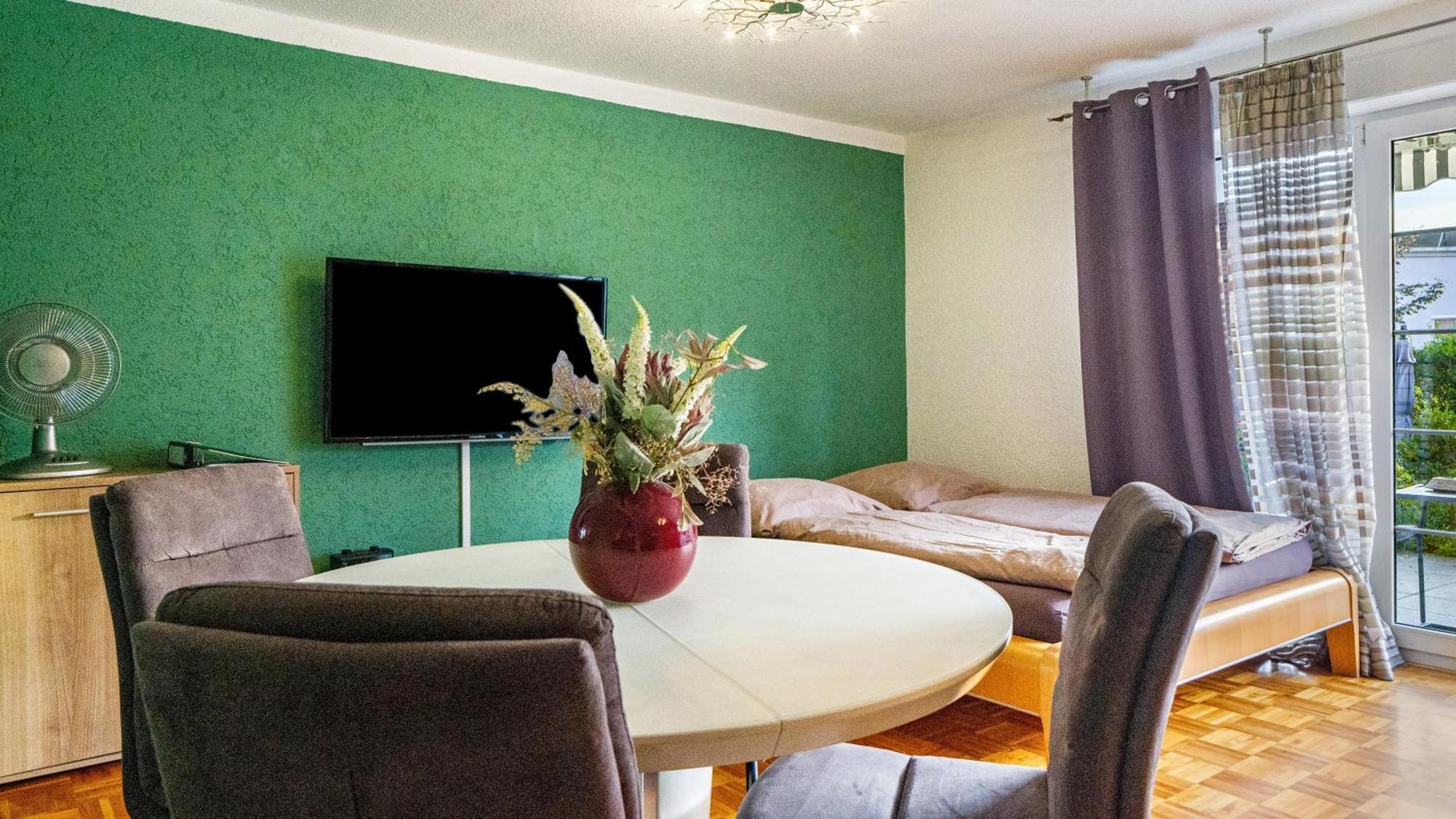 Ferienwohnung Arenda Munzingen Екстериор снимка